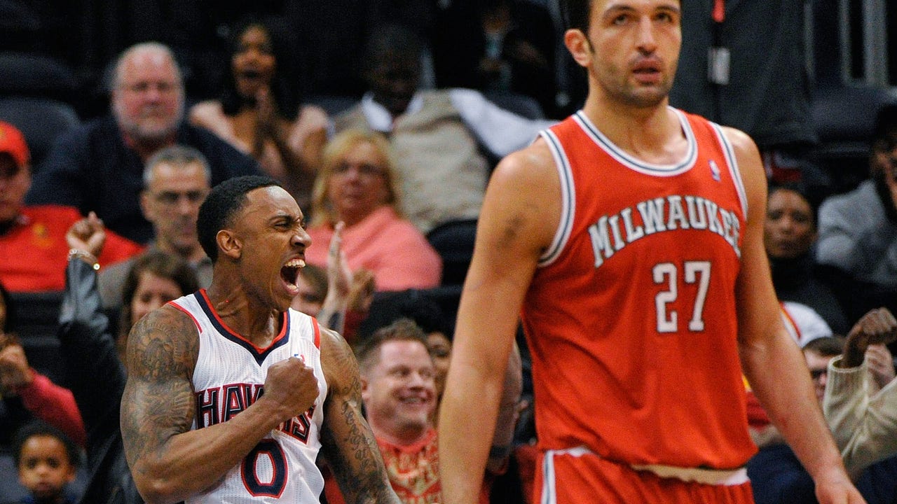 Hawks win ugly, start streak